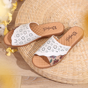 夏真皮软底中老年人女凉拖小码33防滑外穿妈妈拖鞋34平底老人奶奶