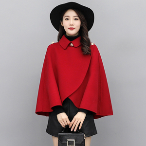 红色斗篷外套女秋季2022新款小个子短款毛呢披风高端气质妈妈大衣