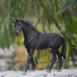 德国思乐正版英国纯种公马 黑马 13856儿童玩具仿真模型动物摆件