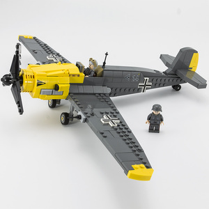兼容乐高德式bf109战斗机p51野马复古老式单翼螺旋桨飞机拼装积木
