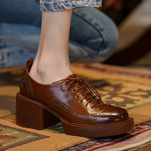 布洛克小皮鞋女2022春季新款英伦风女鞋高跟粗跟系带复古真皮单鞋