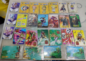 近全新魔法士航海王梦三国英雄传穿越火线25张不同食品卡收藏卡片