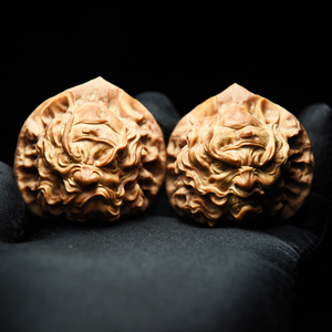 核雕王勇文玩核桃雕刻钟馗头像精品纯手工名家收藏级男士把玩件