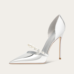 女士中空单鞋2024年新春款珍珠一字带金属感镭射亮银色漆皮高跟鞋