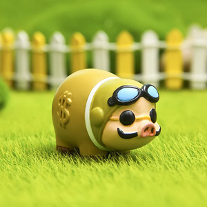 宫崎骏飞天红猪侠红の豚波鲁克 罗梭手办diy造景公仔玩偶小摆件