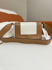 二手98新celine赛琳frame焦糖色拼白翻盖豆腐包单肩手提包