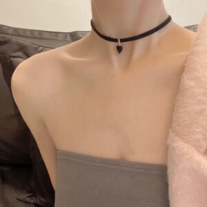 复古黑色choker桃心锁骨链女短款脖子饰品颈带项圈简约耳环