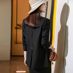 后背纽扣开叉黑色西装外套女春秋2022新款小众设计感高级免烫西服