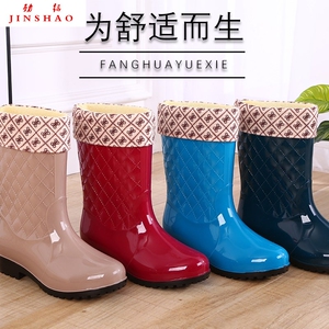 女靴红色胶靴洗车胶鞋女装雨鞋劳工中年人外面潮臭外穿筒靴女鞋