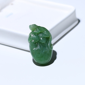 和田玉碧玉精雕壁虎必得幸福挂件吊坠锁骨链