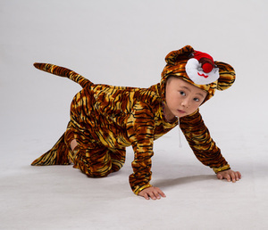 森林小动物演出服