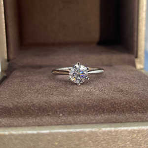 18K白金一克拉培育钻石戒指戒托空托六爪结婚钻戒改款定制合成钻