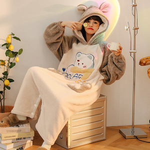 连体睡衣女秋冬季加厚珊瑚绒学生可爱小熊熊连帽睡裙法兰绒家居服