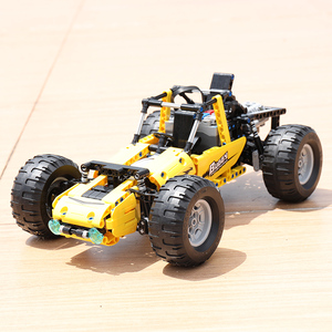 乐高绝地求生遥控积木车