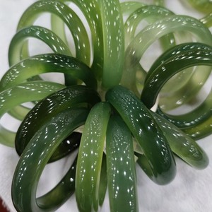 极品天然岫玉岫岩玉180料手镯首饰收藏品