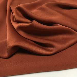 砖红色进口仿醋酸麻纱缎面料垂坠抗皱缎面连衣裙裤子套装服装布料