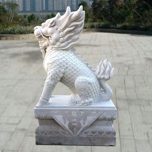 石雕麒麟一对天然汉白玉镇宅看门墓地神兽大理石动物摆件加工定做