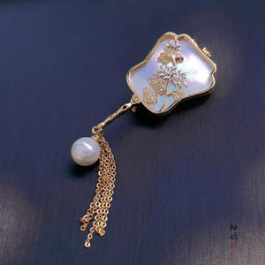 中国风固定仿珍珠衣服胸花别针韩国配饰装饰饰品银得利饰品专卖店