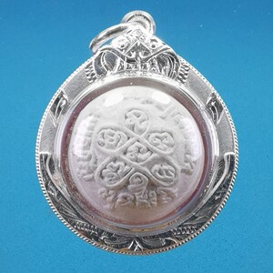 泰国佛牌真品 龙婆撒空 佛牌2548年路翁 包银 泰国发货