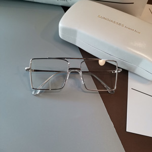 平光镜儿童眼镜男女童方框简约文艺凹造型拍照男宝时尚潮男童宝宝