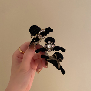 高级感蝴蝶结水钻抓夹小号2021年新款秋冬鲨鱼夹刘海侧边发夹女