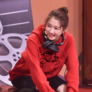 王牌对王牌关晓彤同款红色卫衣