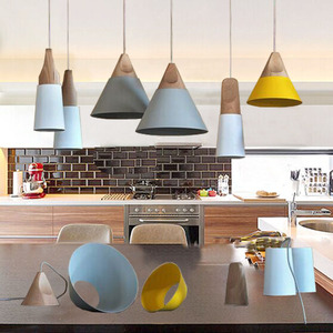 北欧实木质铝材餐吊灯现代简约吧前台饭厅西茶餐厅艺术小吊灯组合