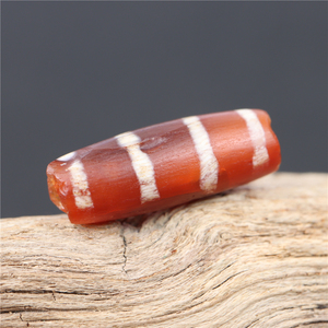 特价藏传包老千年镶蚀红玉髓四线天珠传世老玛瑙红玉髓老线珠