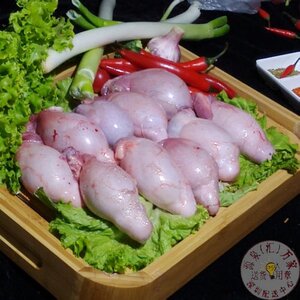 1斤价现杀新鲜羊睾丸羊蛋羊卵子羊宝约1-2个,另外有包羊蛋的蛋皮