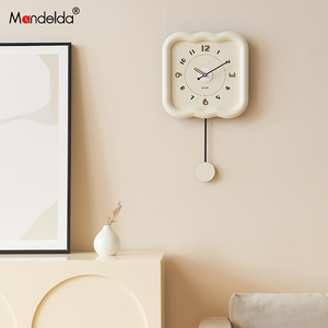 Mandelda免打孔现代简约挂钟客厅家用装饰钟表摆钟奶油风创意时钟