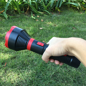 强光手电大号