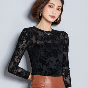 秋天上衣女新款打底衫薄款性感网纱小衫修身蕾丝衫女士长袖t恤潮