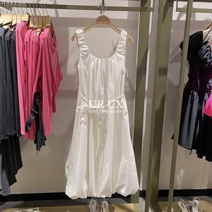 UR UX女装2023秋法式甜美收腰白色长款吊带蓬蓬连衣裙