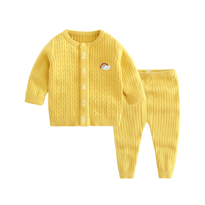 婴儿加厚纱衣套装