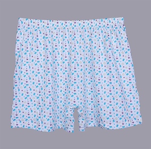 中老年人大裤衩女