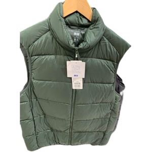 优衣库男装439807 高级流行休闲羽绒马甲轻暖防水冬季 国内代购