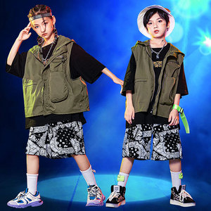 男孩帅气潮装弹吉他儿童演出服街舞套装男童短袖夏装嘻哈表演服装