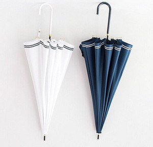 日系小清新16骨直柄雨伞女生海军风复古长柄伞创意手动弯钩晴雨伞