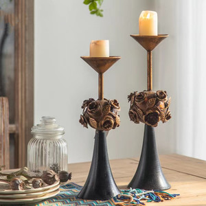 美式复古铁艺烛台雕花做旧蜡烛台摆件桌面摆设拍摄道具民宿装饰品