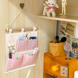 粉色少女心ins多功能格纹收纳挂袋杂物壁挂学生宿舍墙上置物袋