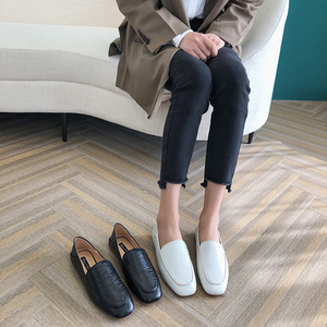 英伦小皮鞋女2020春款韩版百搭平底方头复古懒人半拖女鞋白色单鞋