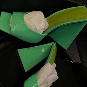 绿色高跟鞋凉鞋