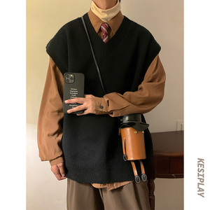 黑色v领毛衣男衬衫搭配马甲针织背心日系慵懒风dk制服学院风外套