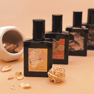 掌柜推荐miya shinma新间美也 香水和服风 雪 樱 和服扁柏 日式美