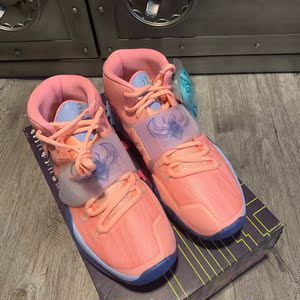 美国直播现场 nike欧文6 粉色圣甲虫男士运动休闲篮球鞋cu8879600