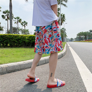 美式休闲短裤男设计感小众三亚旅行穿搭碎花大裤衩宽松六分沙滩裤