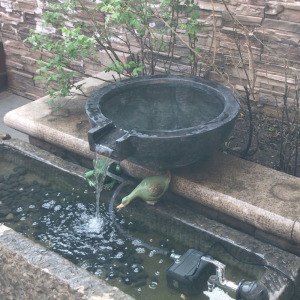石雕石钵流水系景观喷泉石头盆鱼池循环装饰大理石跌水钵庭院摆件