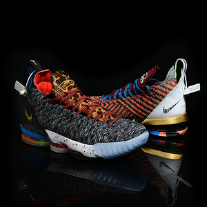 詹姆斯16代king篮球鞋联名黑金hfr鸳鸯浮雕