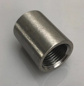 304不锈钢加厚双内丝直接加厚水管接头加厚内牙内螺丝管焊接直通