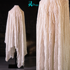 白色网状条纹提花布料立体肌理褶皱纺织弹力裙裤子服装设计师面料